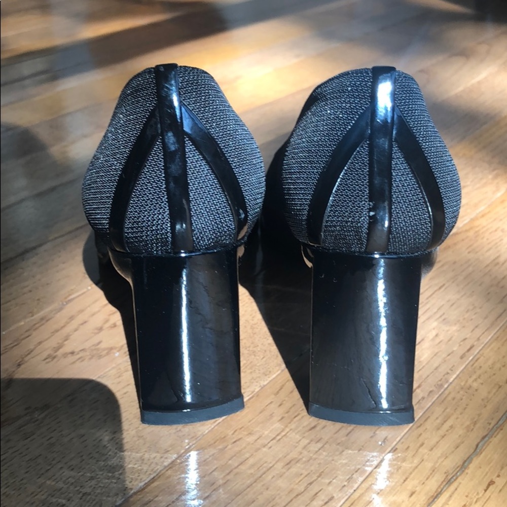 Stuart Weitzman Black Sq Toe Block Heel Pump Sz 9 - image 4